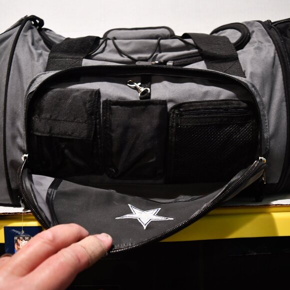Dallas Cowboys Football Player Gym/Duffle Bag Salesman Sample New with Tag - Picture 4 of 13